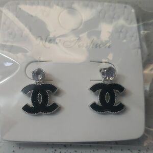 Elegant Black and Silver Earrings